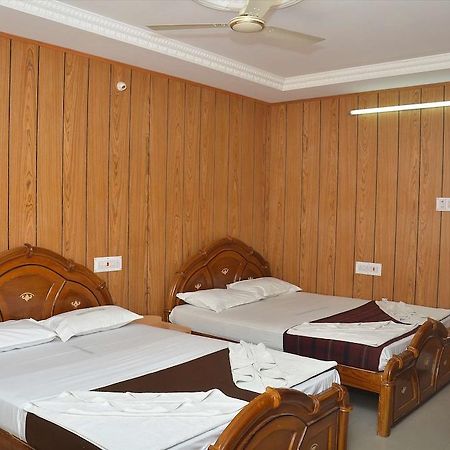 Saravanan Lodge Chennai Exteriör bild