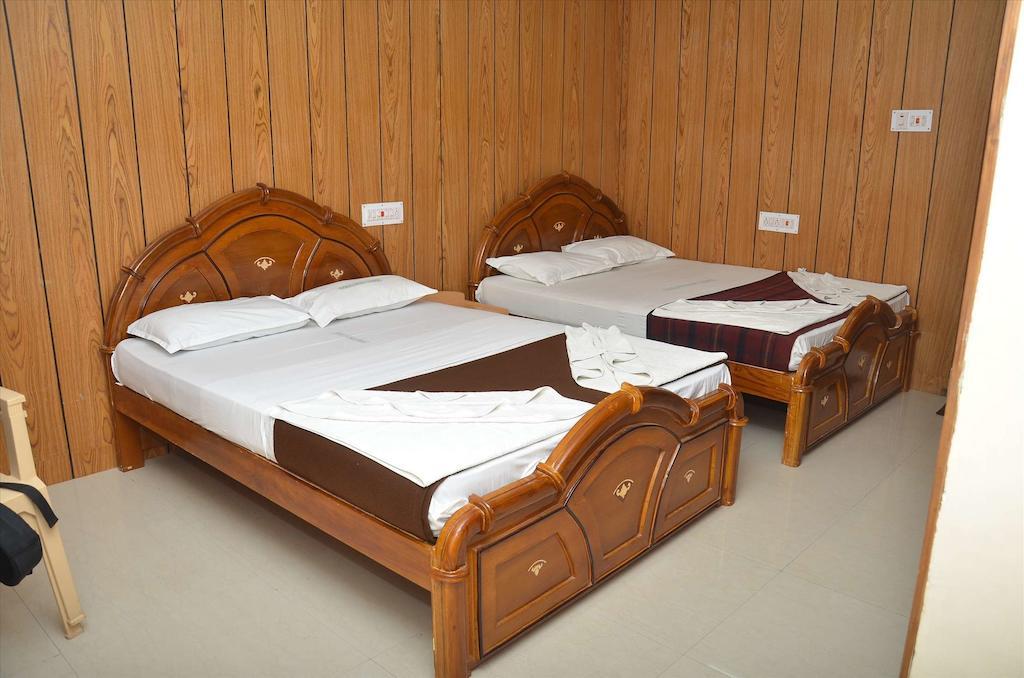Saravanan Lodge Chennai Rum bild